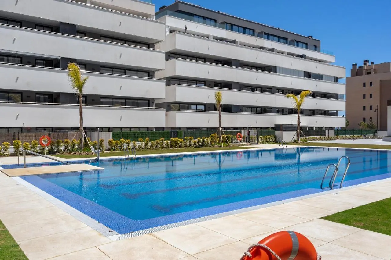 Beachclose Apartment With Pool In Torremolinos By Costarentals - Ref 173